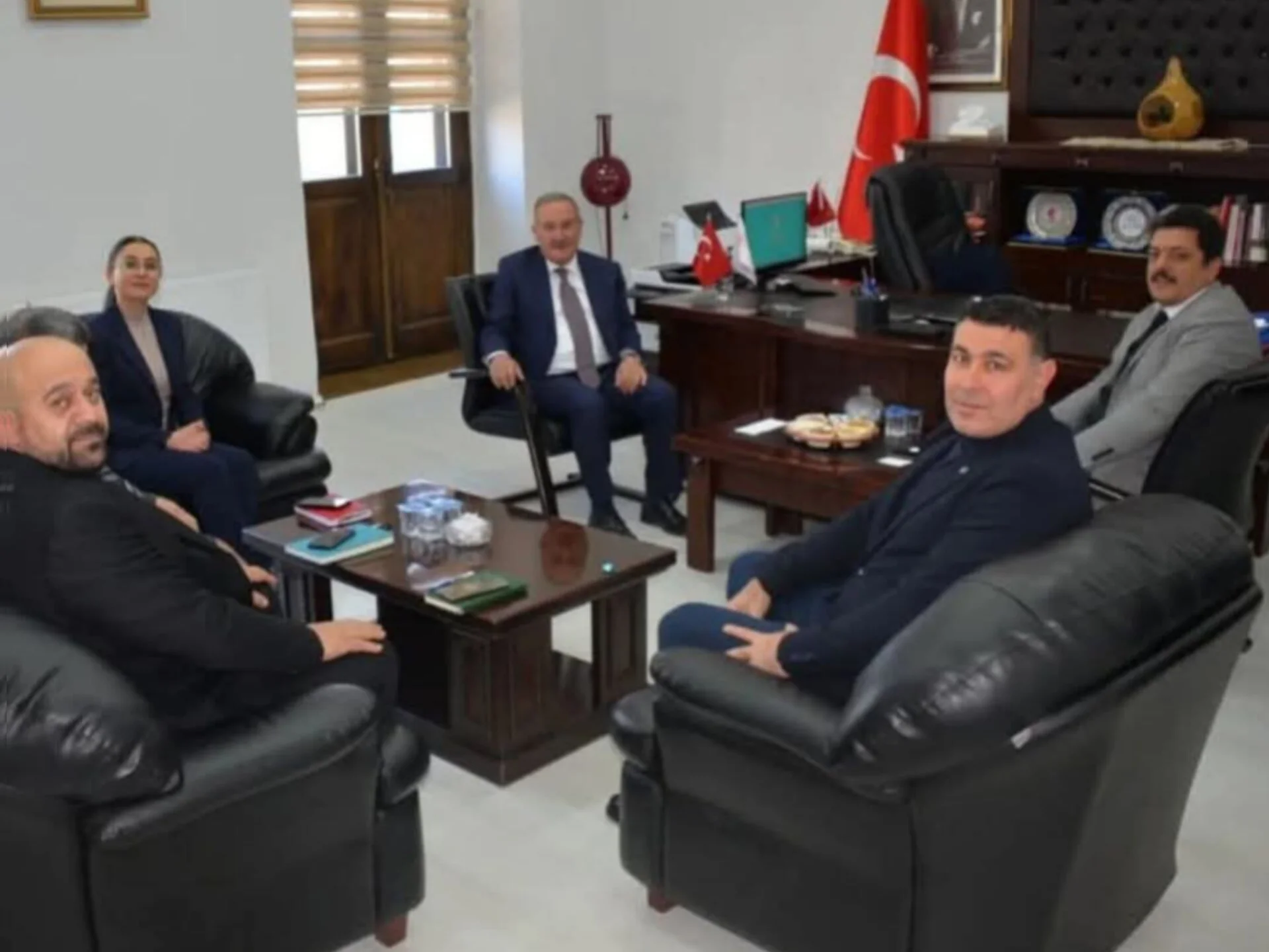 Iğdır Gençlik ve Spor İl Müdürlüğü Yurt Hizmetleri Müdürü Erol Bayat’ın Kars Ziyareti