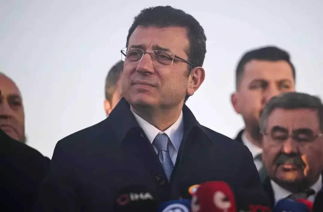 YÖK'ün Ekrem İmamoğlu'nun Diplomasını İptal Ettiği İddiaları Gündemde: CHP'den Açıklama