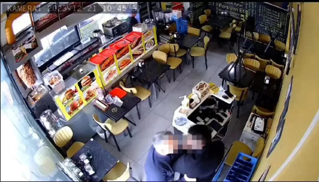 Avcılar’da Emniyet Müdürü ile Eski Polis Memuru Arasında Kavga