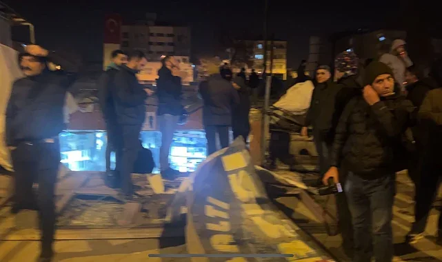 Iğdır'da Gece Yarısı Krizi: Yeraltı Çarşısı Esnafı Enkaz Altında Kaldı!