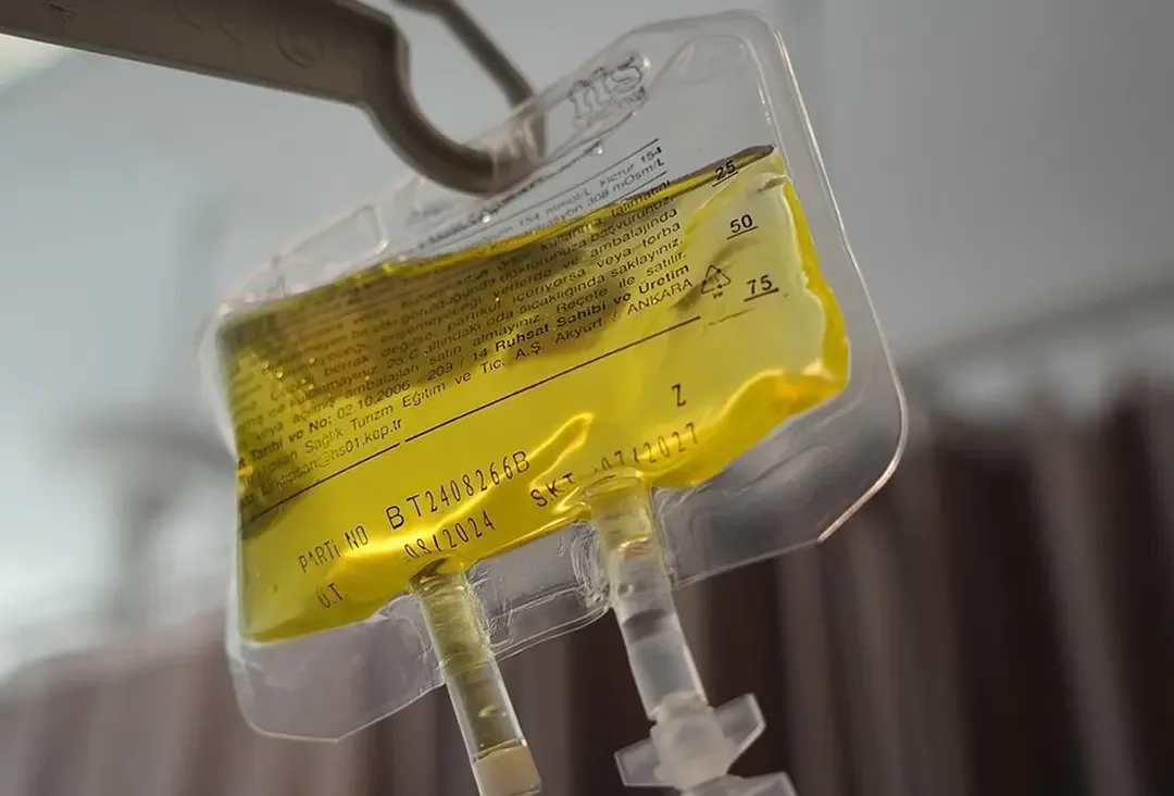 Tartışmalı 'Sarı Serum' Hakkında Sağlık Bakanlığı'ndan Açıklama: Riskler ve Uyarılar Ön Planda