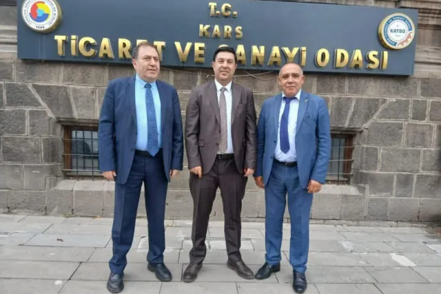 BÖLGE TİCARETİNDE ÖNEMLİ BULUŞMA: ARSLAN, DEMİRCİ VE BOZAN BİR ARAYA GELDİ