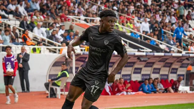 Hull City'nin Hedefi: Hatayspor'un Parlayan Yıldızı Dele-Bashiru