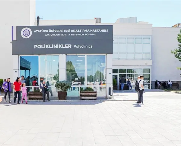 Gazeteci Tahir Kavri: Yeniden Doktorum Aziz Demirci’ye Kavuşmanın Sevincini Yaşıyorum