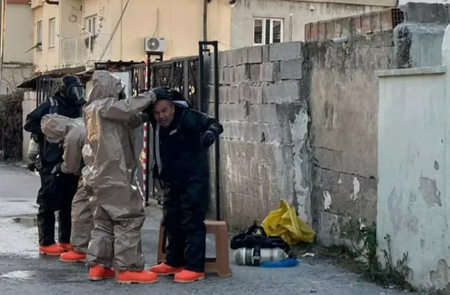 Mersin'de Acı Kayıp: Fare Zehri Şüphesiyle 2 Çocuk Hayatını Kaybetti, 5 Kişi Yoğun Bakımda