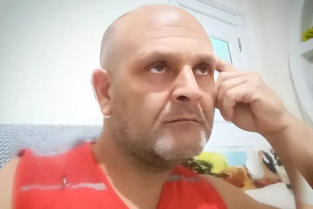 “İnsanlık Cebimizde Değil, Kalbimizde Taşınır” Tahir Kavri’den Sert Tepki Ve “İster Fakir Ol, İster Zengin…