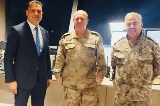 Iğdır Havalimanı’nda Üst Düzey Ziyaret: Emniyet ve Jandarma Komutanlığı’ndan Önemli Buluşma