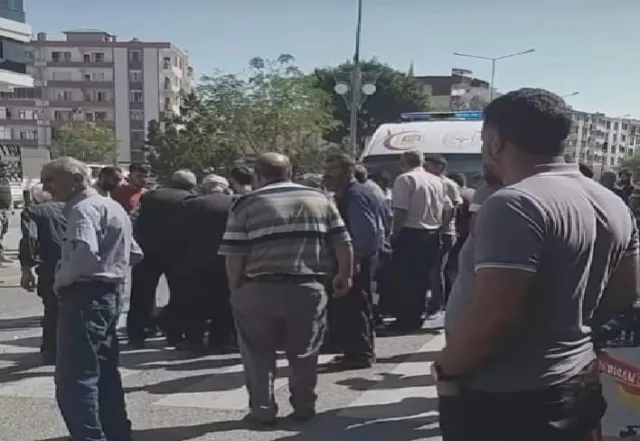 Iğdır'da Trafik Kazası: Yaşlı Adam Tırın Altında Kalarak Metrelerce Sürüklendi