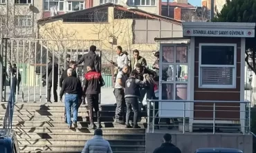 İstanbul Adliyesi'nde terör saldırısı: Bir kişi öldü, altı kişi yaralandı