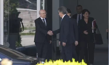 Mehmet Şimşek'e Kritik Ziyaret Sonrası İlk Açıklama: 'Kırmızı Dosya' Merak Uyandırdı, Görüşmenin Süresi Dikkat Çekti