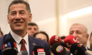 Sinan Oğan'ın Parti Hamlesi: Siyasi İntihar mı?