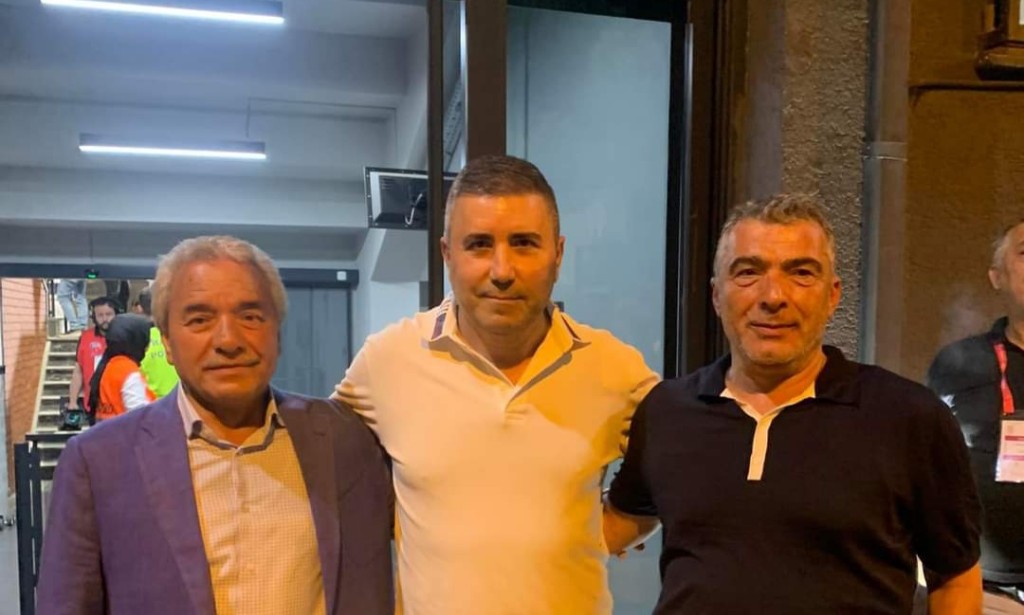 Memet Yüce'nin Sevinci "Memet Yüce'nin Pendikspor ve Iğdırspor Maçındaki Coşkusu"