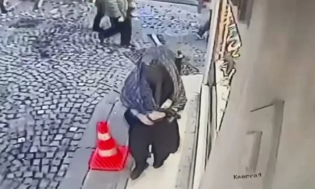 İstanbul'da Döviz Hırsızlığı: Kadın Kılığındaki Şüpheli ve Çok Sayıda Suç Kaydı Şoku